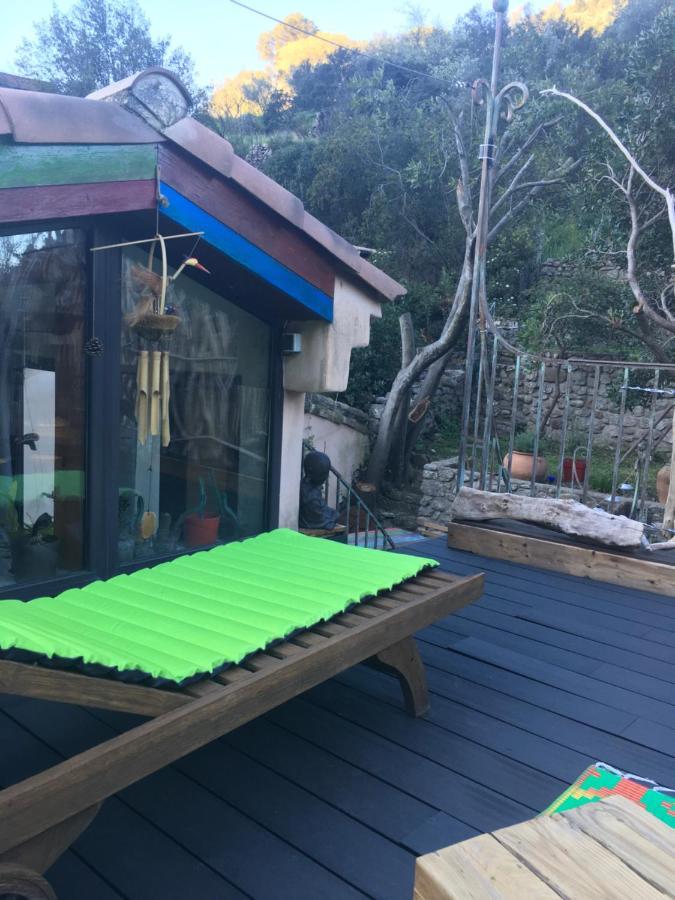 Le Monde De Theodore Homestay